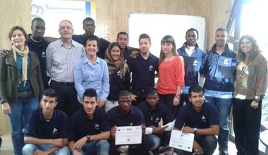 Imagen de la clausura del taller de empleo 'Mediaci�n Intercultural Migrante'. Abril 2012