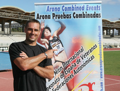 Imagen del plusmarquista mundial de decatl�n, Roman Sebrle, en el estadio Antonio Dom�nguez de Los Cristianos. Mayo 2012